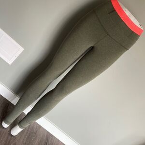 Lululemon size 4 leggings
